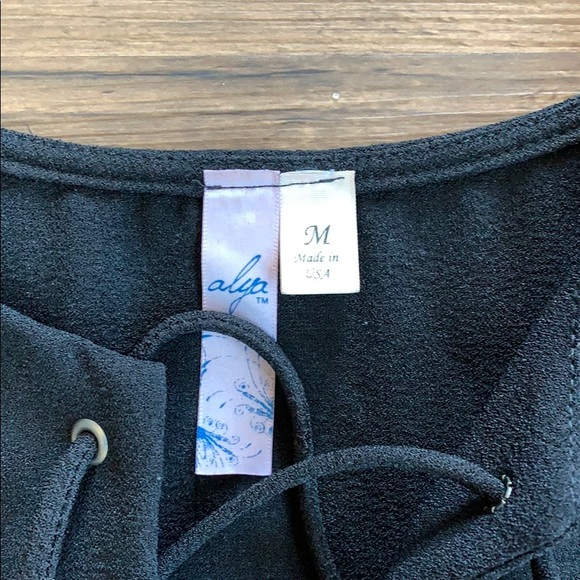 Lace-Up Dress - Picture 2 of 3